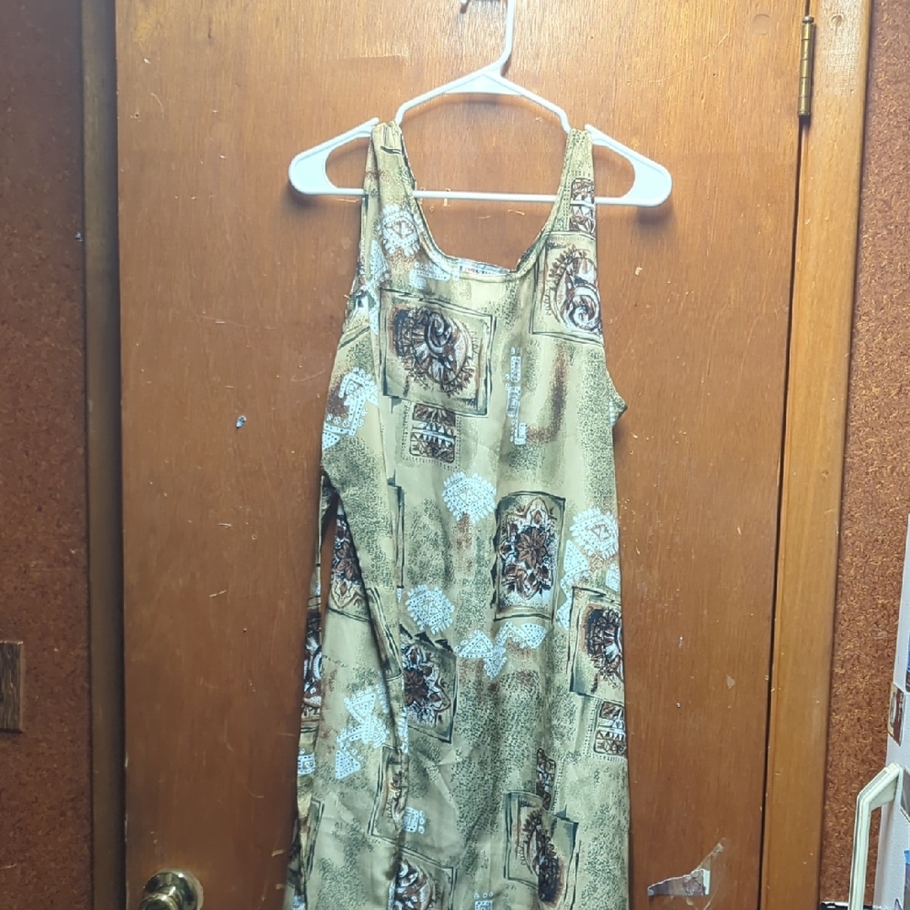 Chic Tan Patterned Maxi Dress